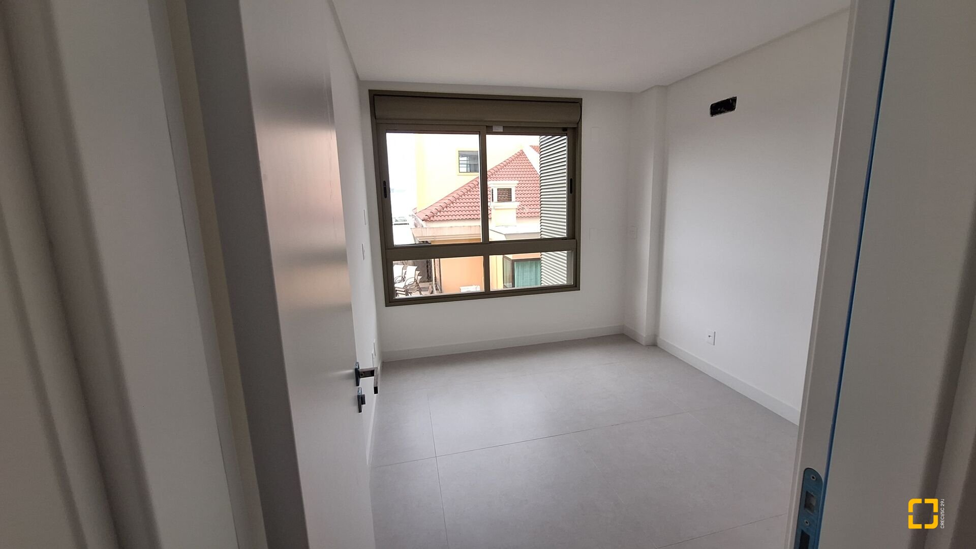 Apartamento com 74m², 4 quartos (sendo 2 suítes), 2 garagens, no bairro Jurerê Internacional em Florianópolis