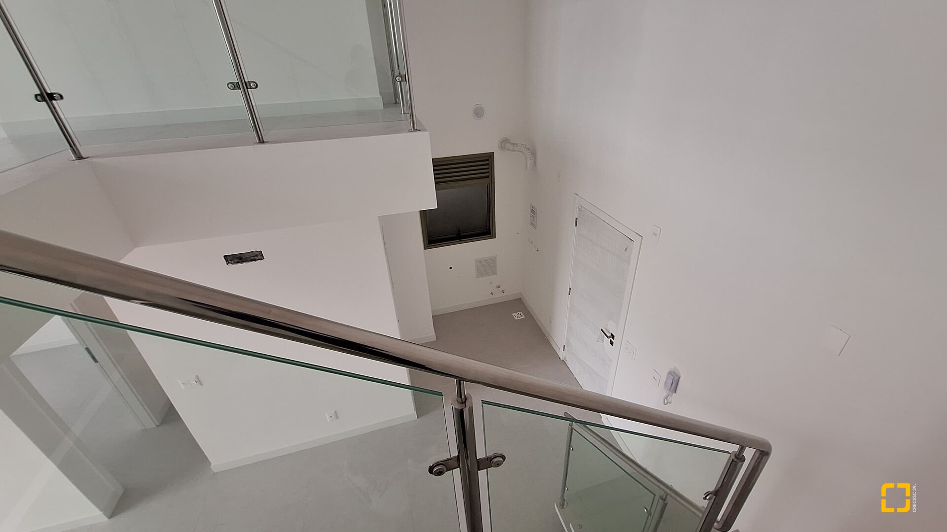 Apartamento com 74m², 4 quartos (sendo 2 suítes), 2 garagens, no bairro Jurerê Internacional em Florianópolis