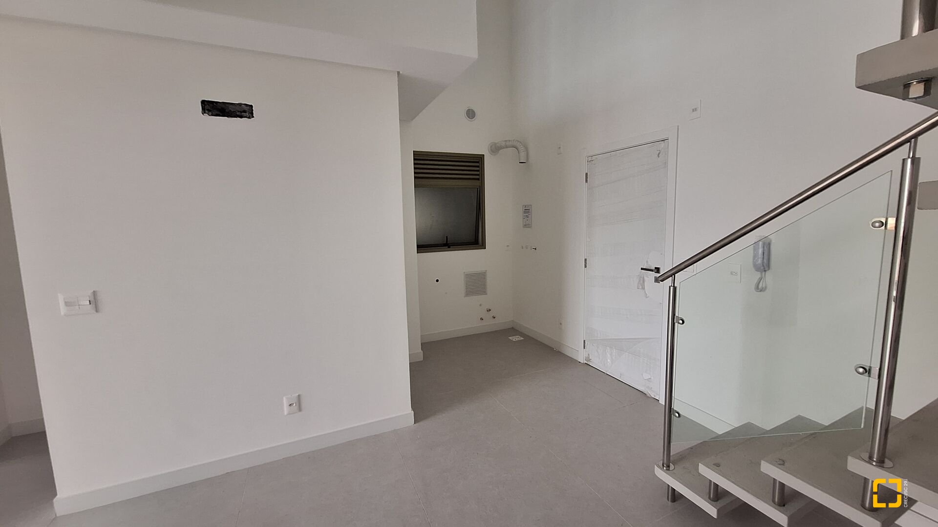 Apartamento com 74m², 4 quartos (sendo 2 suítes), 2 garagens, no bairro Jurerê Internacional em Florianópolis