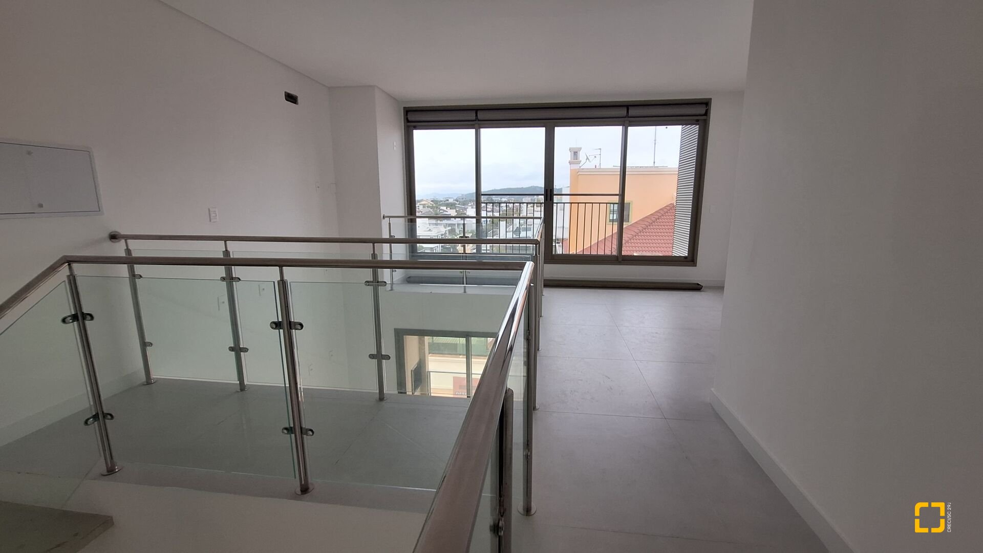 Apartamento com 74m², 4 quartos (sendo 2 suítes), 2 garagens, no bairro Jurerê Internacional em Florianópolis