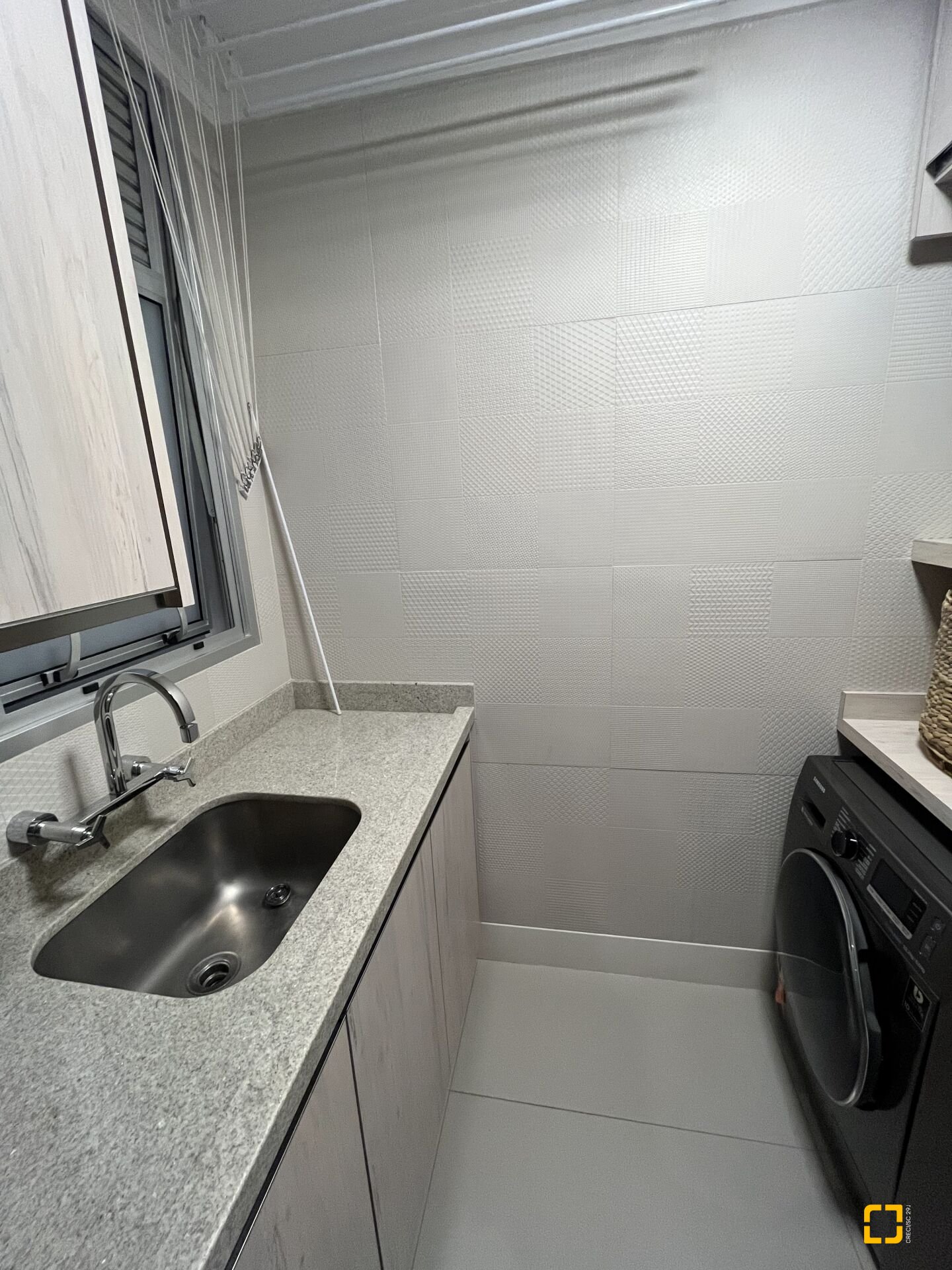 Apartamento com 147m², 4 quartos (sendo 2 suítes), 2 garagens, no bairro Jurerê Internacional em Florianópolis