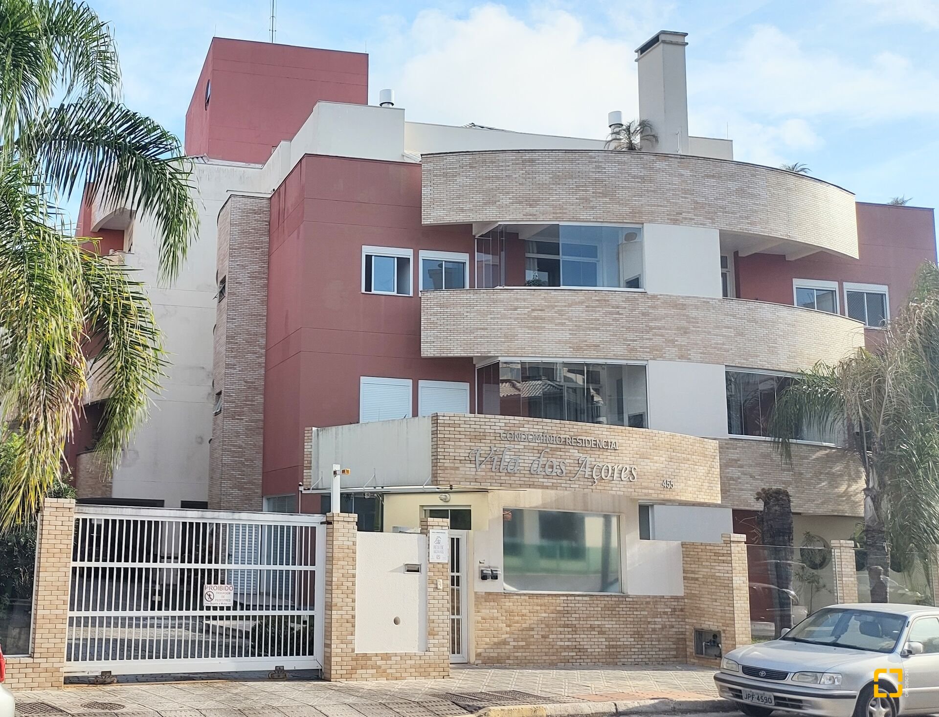 Cobertura com 178m², 3 quartos (sendo 1 suíte), 2 garagens, no bairro Ingleses Norte em Florianópolis