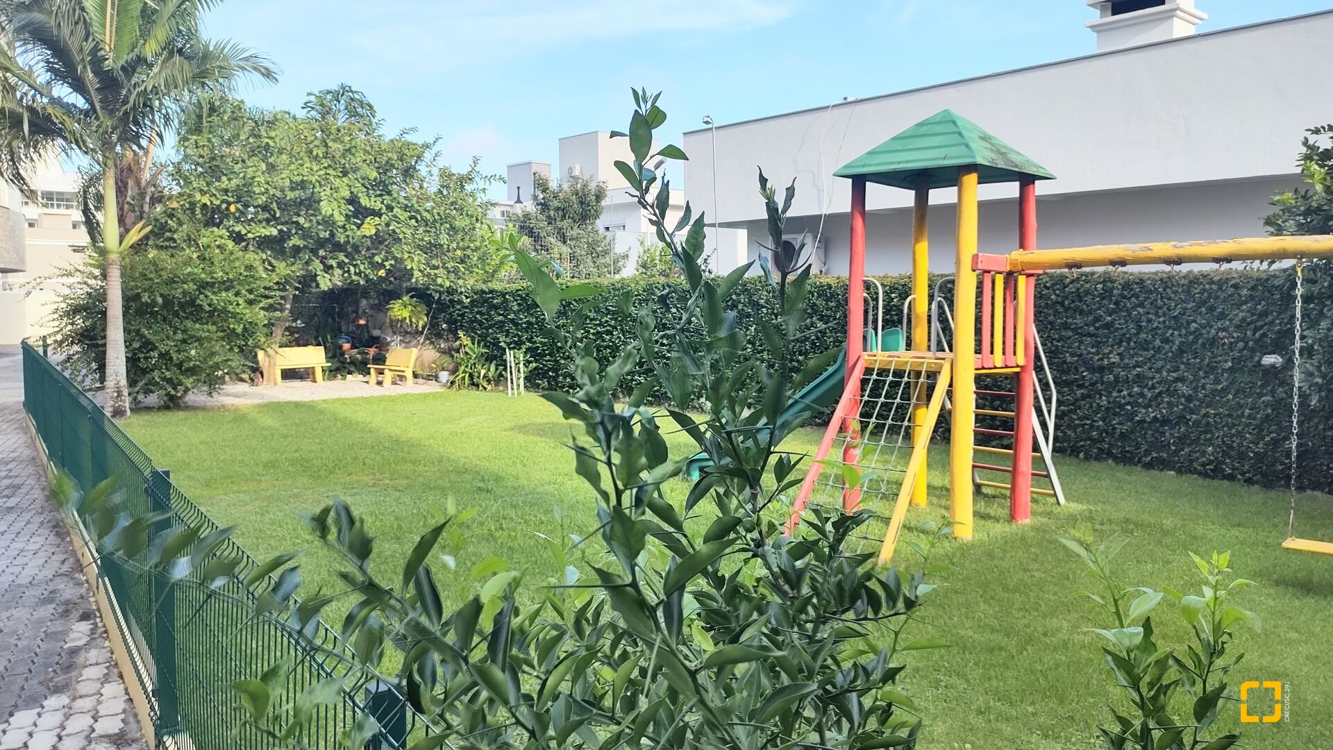 Cobertura com 178m², 3 quartos (sendo 1 suíte), 2 garagens, no bairro Ingleses Norte em Florianópolis