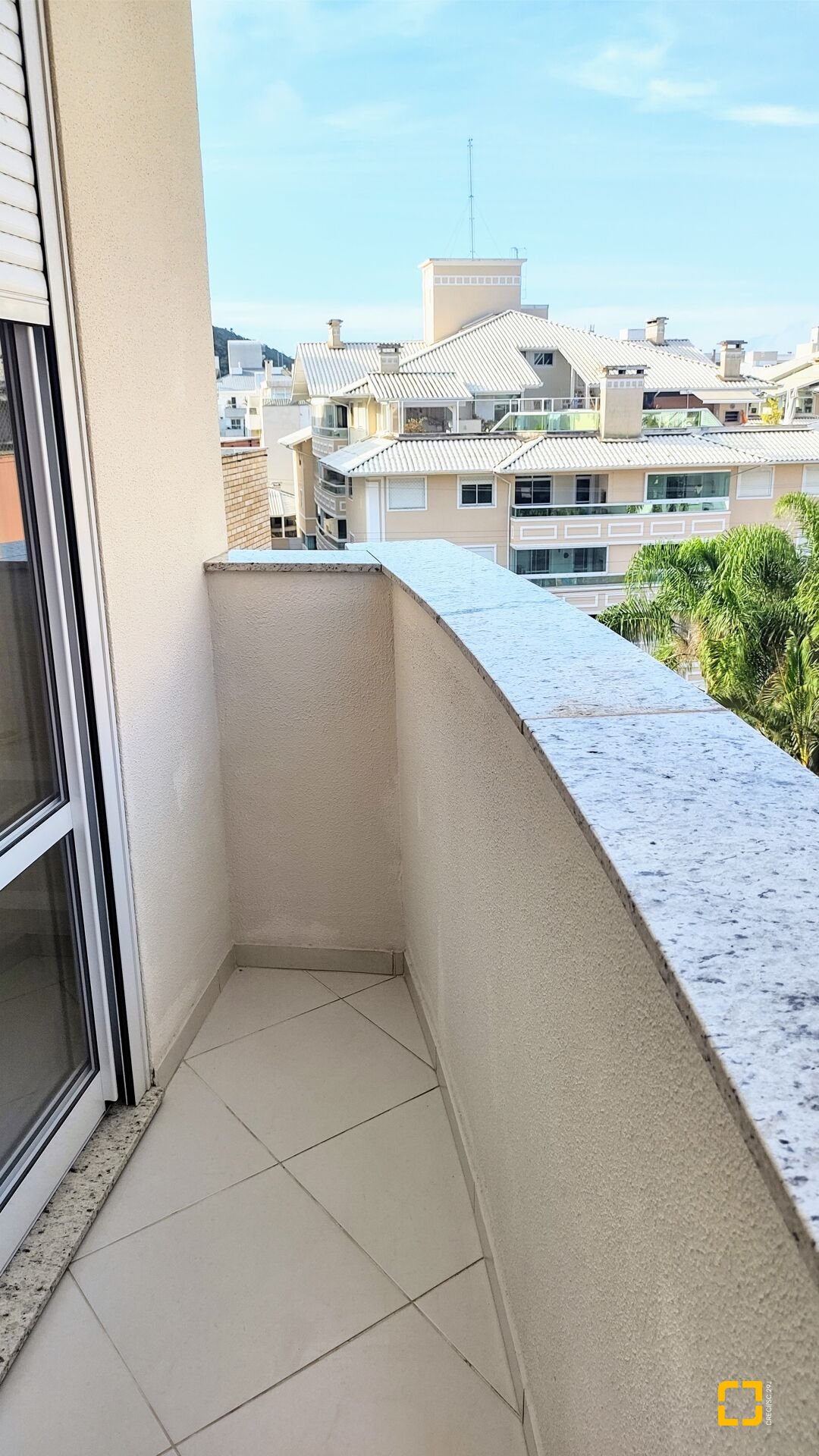 Cobertura com 178m², 3 quartos (sendo 1 suíte), 2 garagens, no bairro Ingleses Norte em Florianópolis