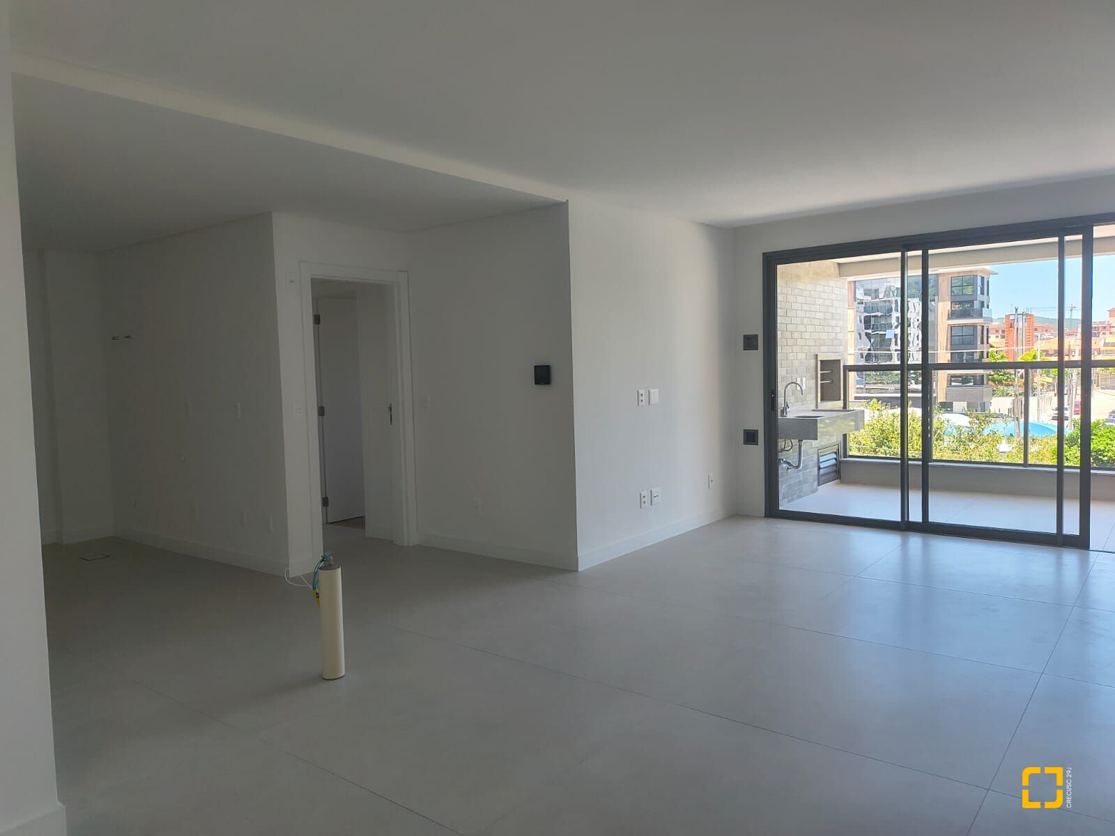 Apartamento com 120m², 6 quartos (sendo 3 suítes), 2 garagens, no bairro Jurerê Internacional em Florianópolis