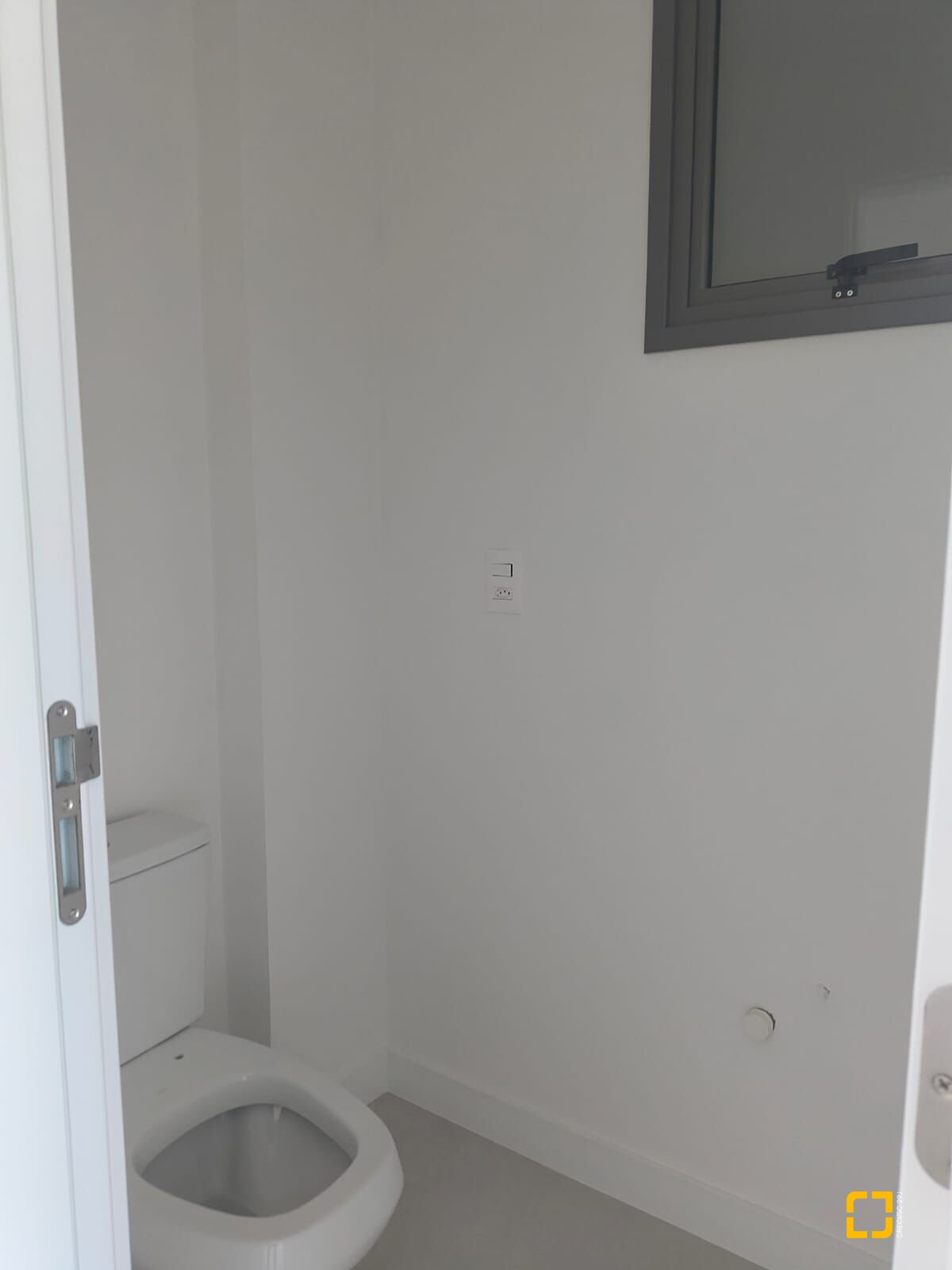 Apartamento com 120m², 6 quartos (sendo 3 suítes), 2 garagens, no bairro Jurerê Internacional em Florianópolis