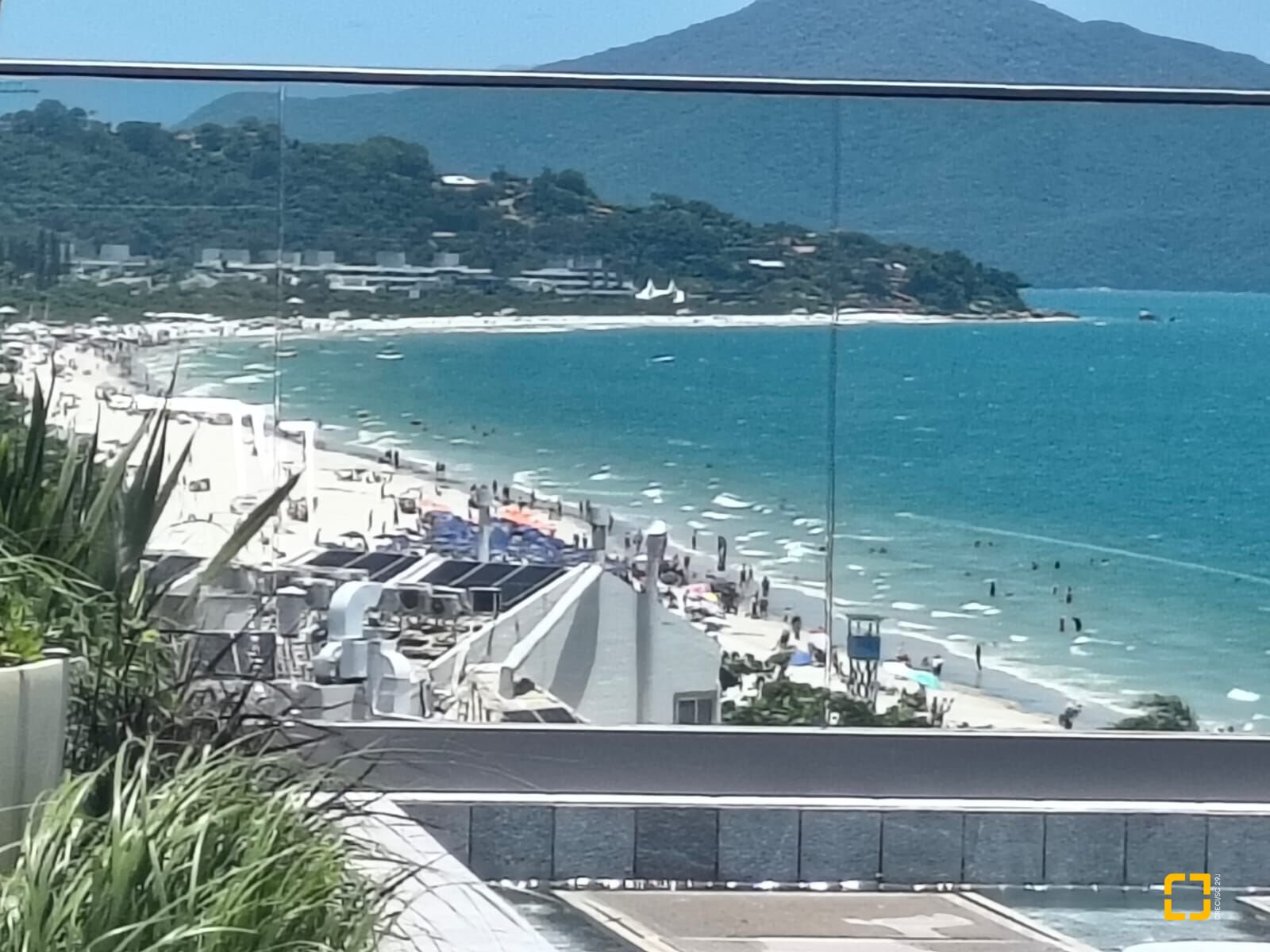 Apartamento com 120m², 6 quartos (sendo 3 suítes), 2 garagens, no bairro Jurerê Internacional em Florianópolis