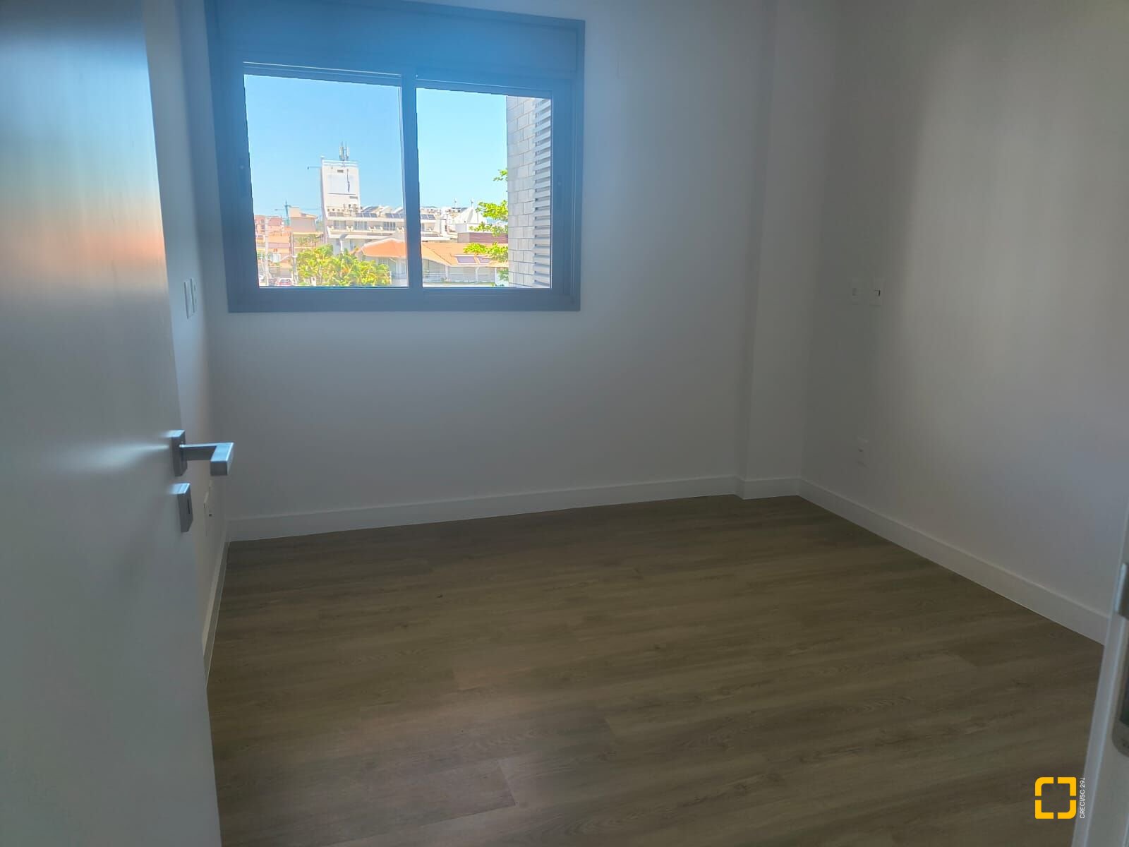 Apartamento com 120m², 6 quartos (sendo 3 suítes), 2 garagens, no bairro Jurerê Internacional em Florianópolis