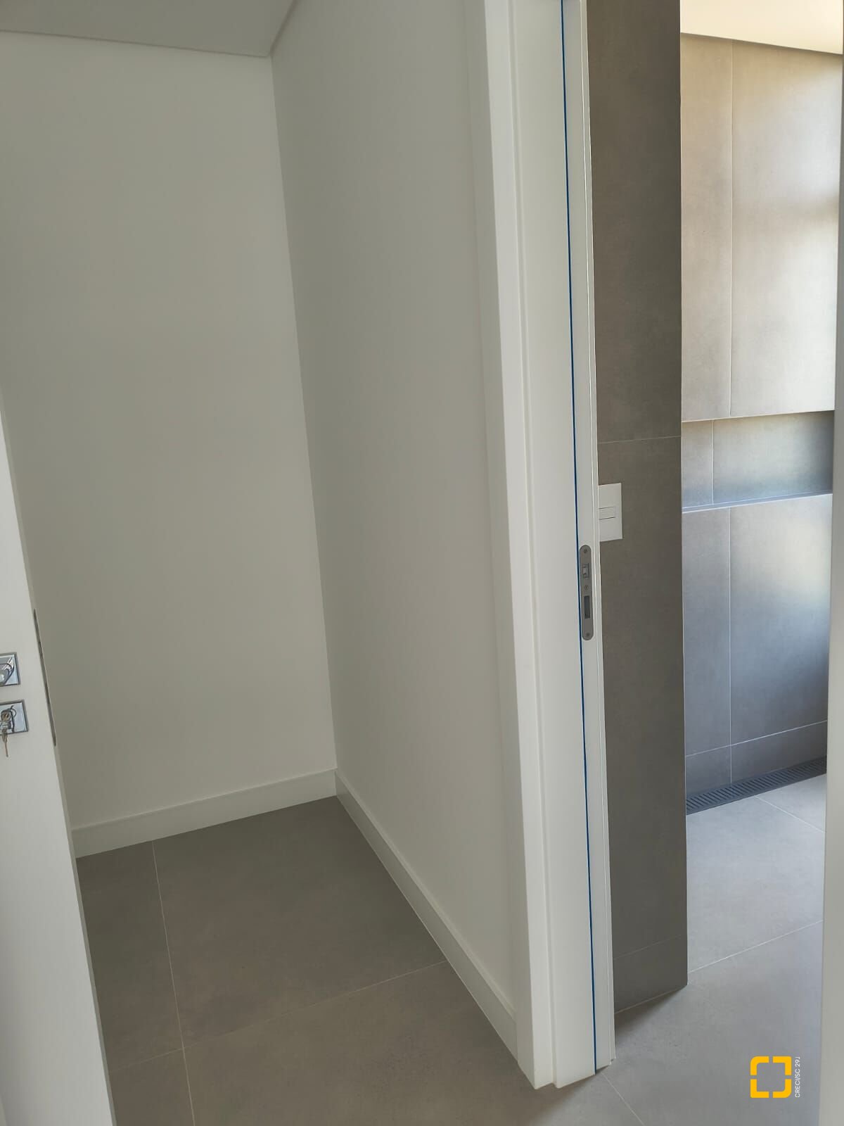 Apartamento com 114m², 5 quartos (sendo 2 suítes), 2 garagens, no bairro Jurerê Internacional em Florianópolis