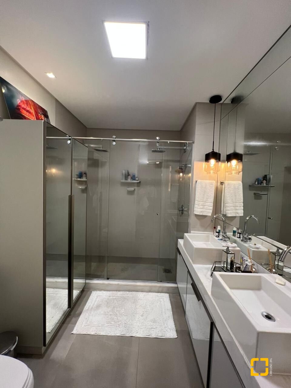 Apartamento com 147m², 4 quartos (sendo 2 suítes), no bairro Jurerê Internacional em Florianópolis