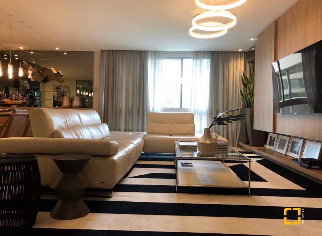 Apartamento com 147m², 4 quartos (sendo 2 suítes), no bairro Jurerê Internacional em Florianópolis