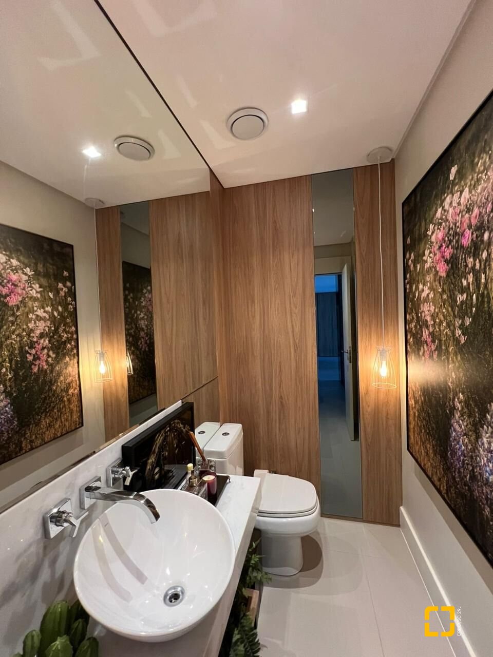 Apartamento com 147m², 4 quartos (sendo 2 suítes), no bairro Jurerê Internacional em Florianópolis