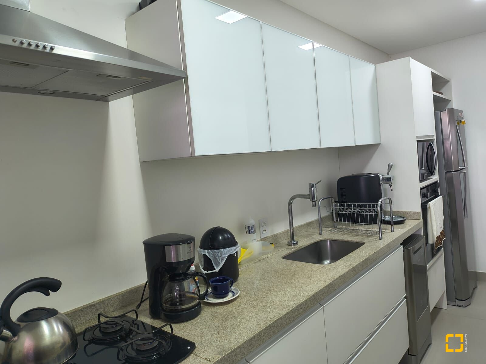 Apartamento com 147m², 6 quartos (sendo 3 suítes), 2 garagens, no bairro Jurerê Internacional em Florianópolis