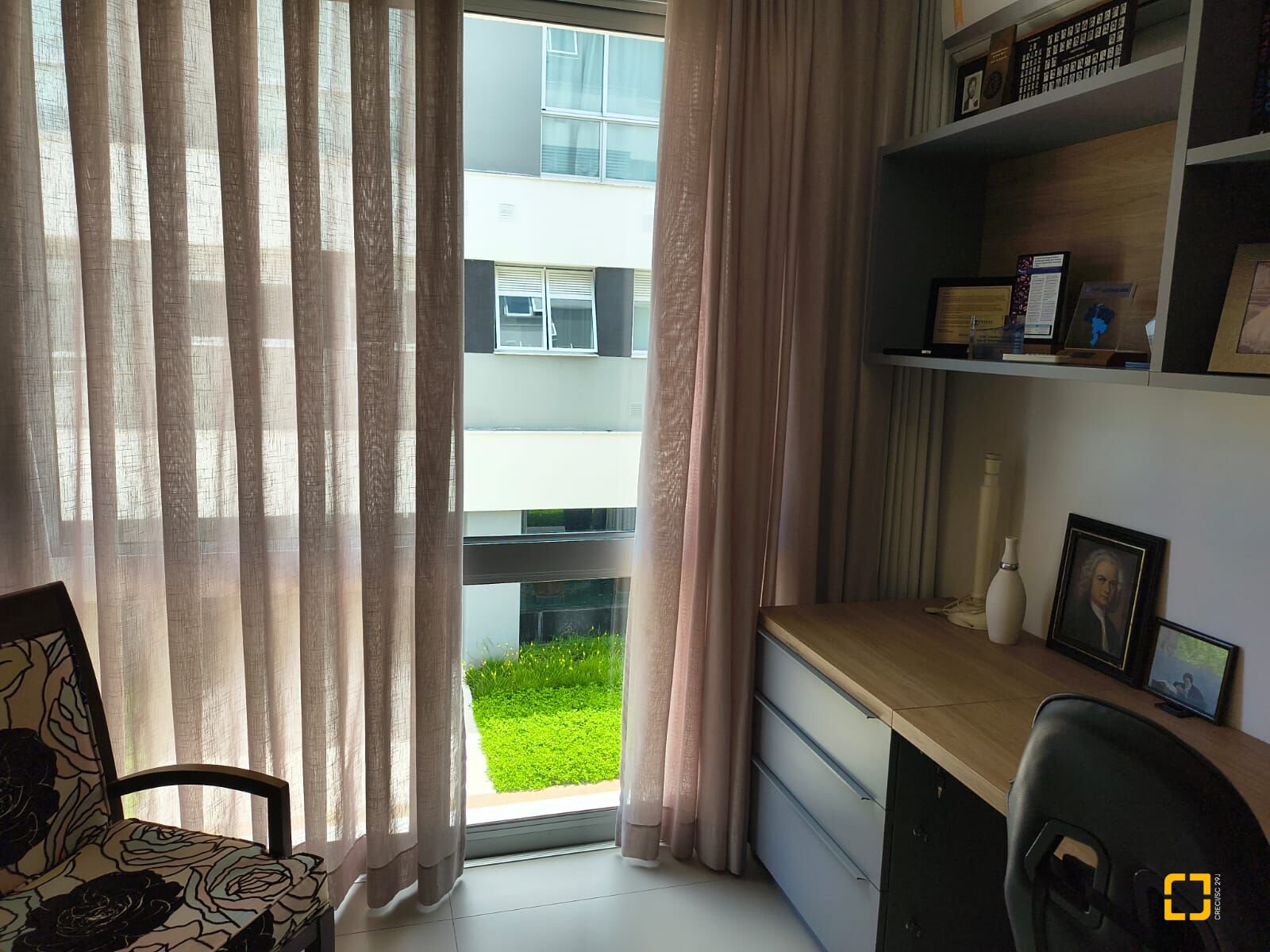 Apartamento com 147m², 6 quartos (sendo 3 suítes), 2 garagens, no bairro Jurerê Internacional em Florianópolis