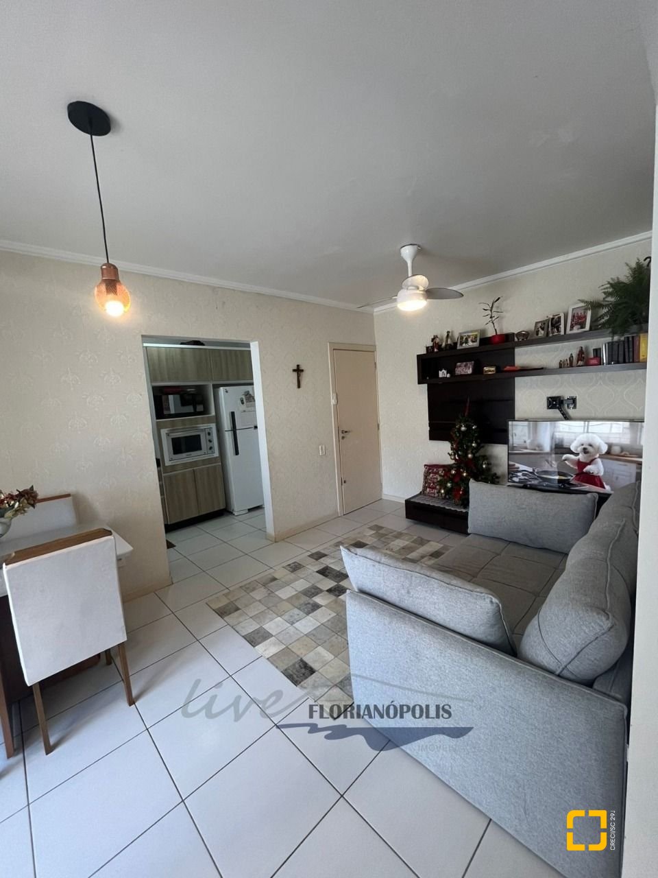 Apartamento com 69m², 3 quartos (sendo 1 suíte), 1 garagem, no bairro Canasvieiras em Florianópolis