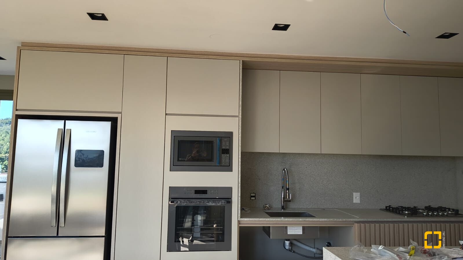Apartamento com 65m², 3 quartos (sendo 1 suíte), 1 garagem, no bairro Jurerê Internacional em Florianópolis