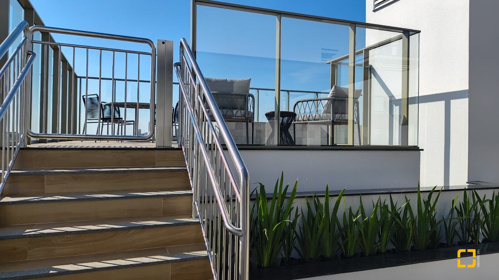Apartamento com 65m², 3 quartos (sendo 1 suíte), 1 garagem, no bairro Jurerê Internacional em Florianópolis