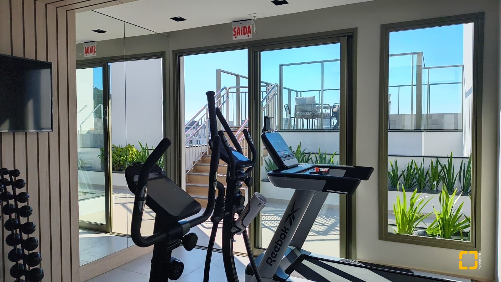 Apartamento com 65m², 3 quartos (sendo 1 suíte), 1 garagem, no bairro Jurerê Internacional em Florianópolis