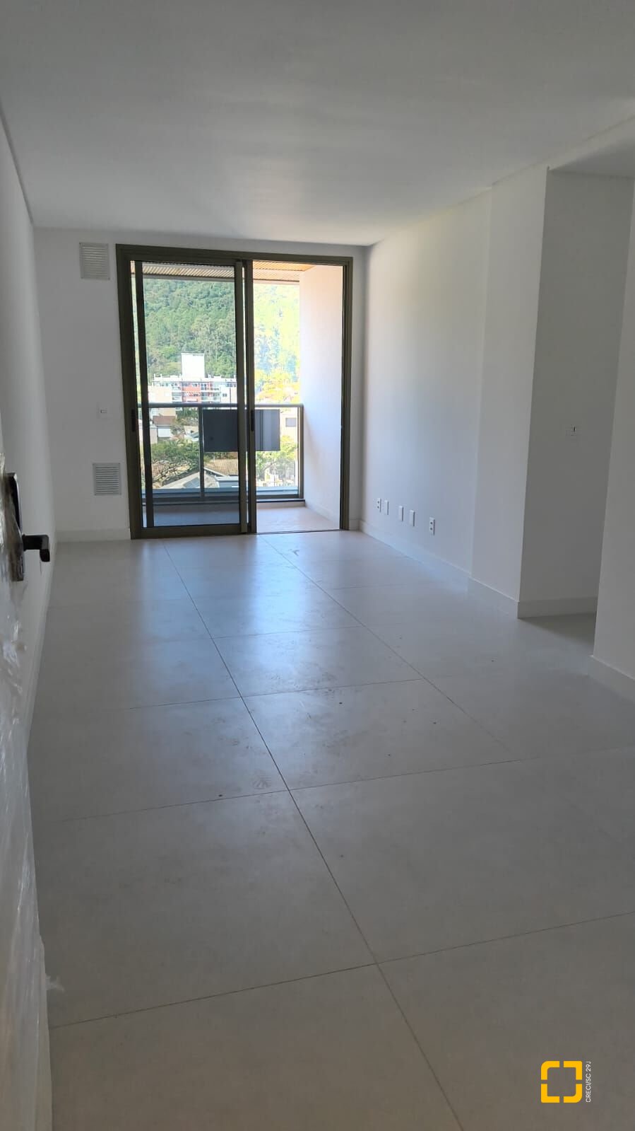 Apartamento com 65m², 3 quartos (sendo 1 suíte), 1 garagem, no bairro Jurerê Internacional em Florianópolis