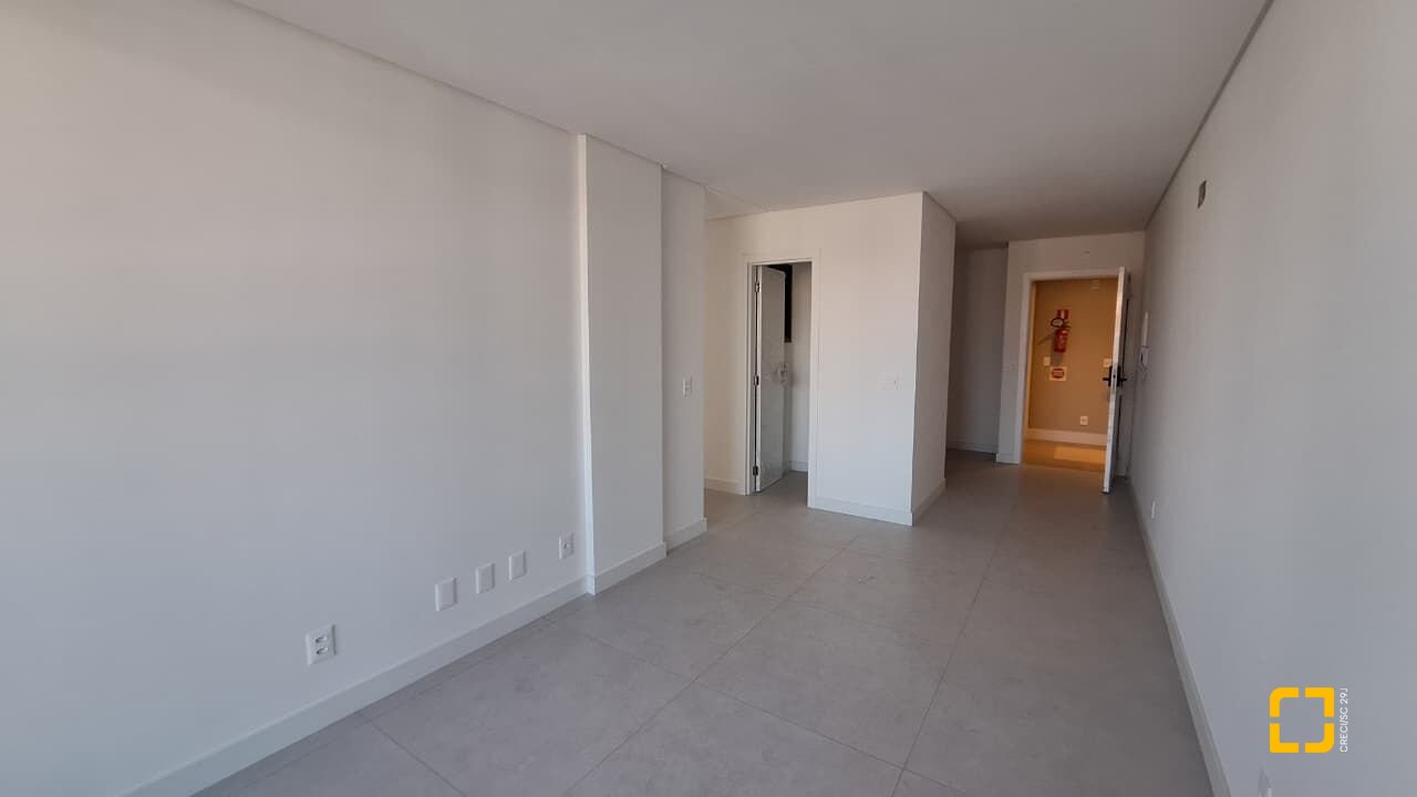 Apartamento com 65m², 4 quartos (sendo 2 suítes), 2 garagens, no bairro Jurerê Internacional em Florianópolis