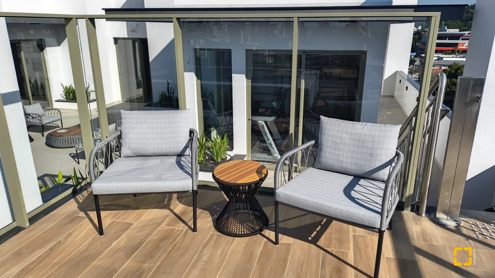 Apartamento com 65m², 4 quartos (sendo 2 suítes), 2 garagens, no bairro Jurerê Internacional em Florianópolis