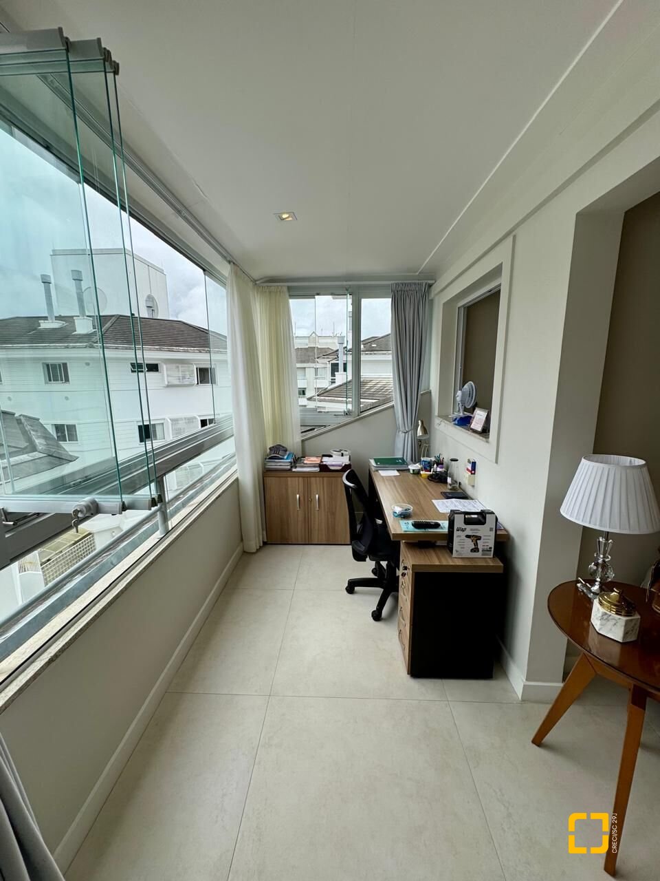 Cobertura com 226m², 3 quartos (sendo 2 suítes), 2 garagens, no bairro Jurerê Internacional em Florianópolis