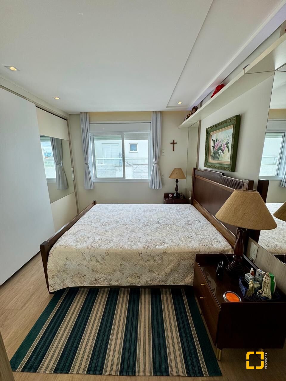 Cobertura com 226m², 3 quartos (sendo 2 suítes), 2 garagens, no bairro Jurerê Internacional em Florianópolis
