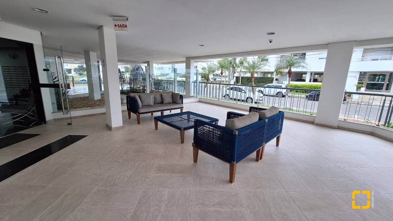 Cobertura com 226m², 3 quartos (sendo 2 suítes), 2 garagens, no bairro Jurerê Internacional em Florianópolis