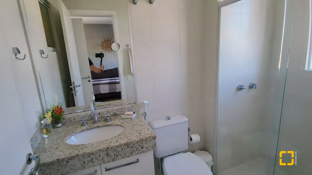 Cobertura com 99m², 4 quartos (sendo 3 suítes), 2 garagens, no bairro Jurerê Internacional em Florianópolis