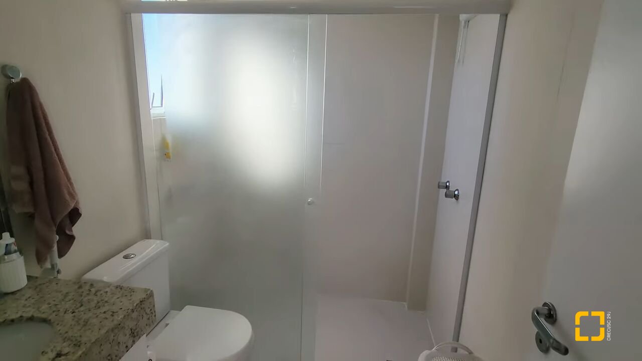 Cobertura com 99m², 4 quartos (sendo 3 suítes), 2 garagens, no bairro Jurerê Internacional em Florianópolis