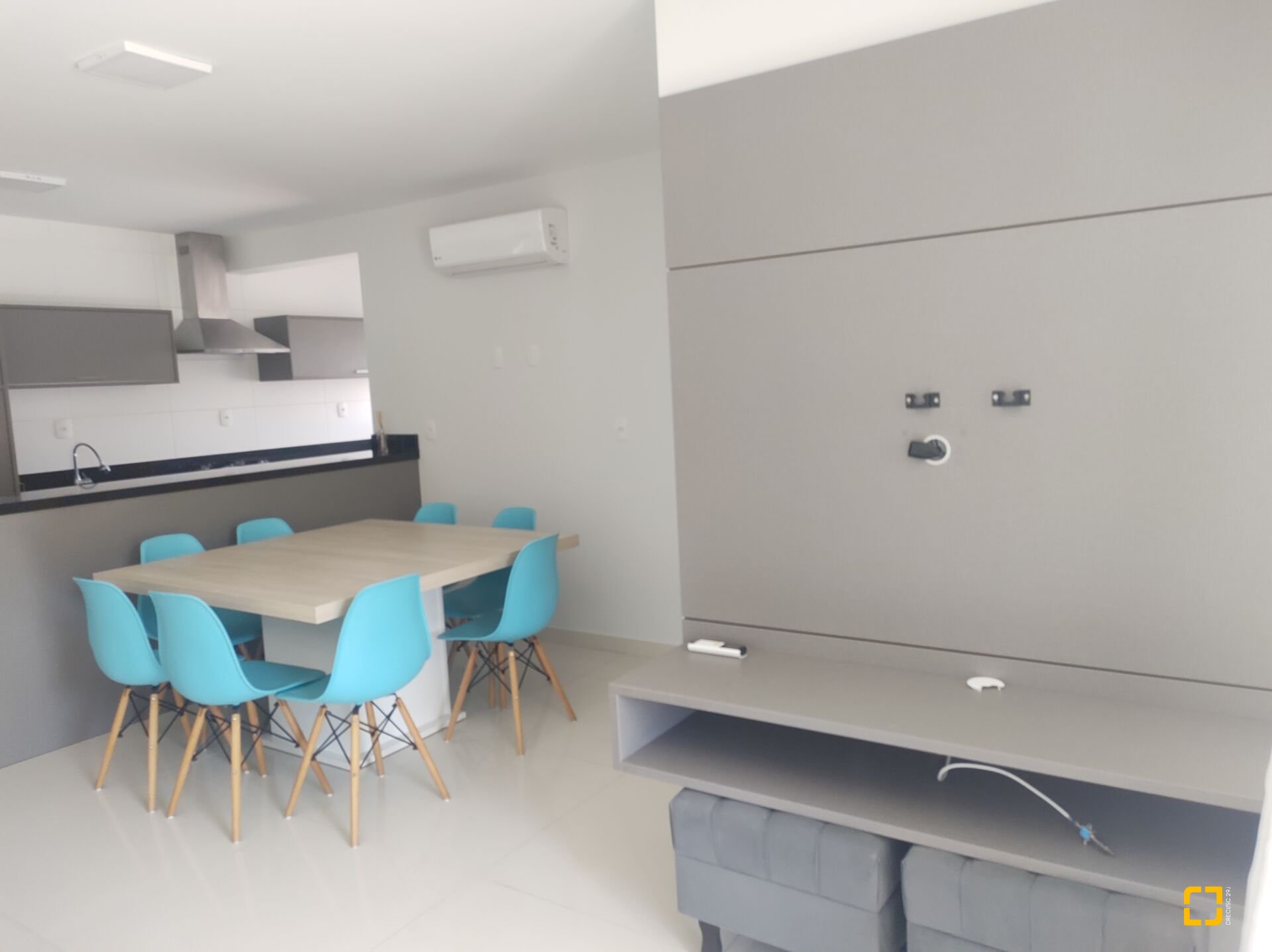 Apartamento com 86m², 6 quartos (sendo 3 suítes), 1 garagem, no bairro Jurerê em Florianópolis