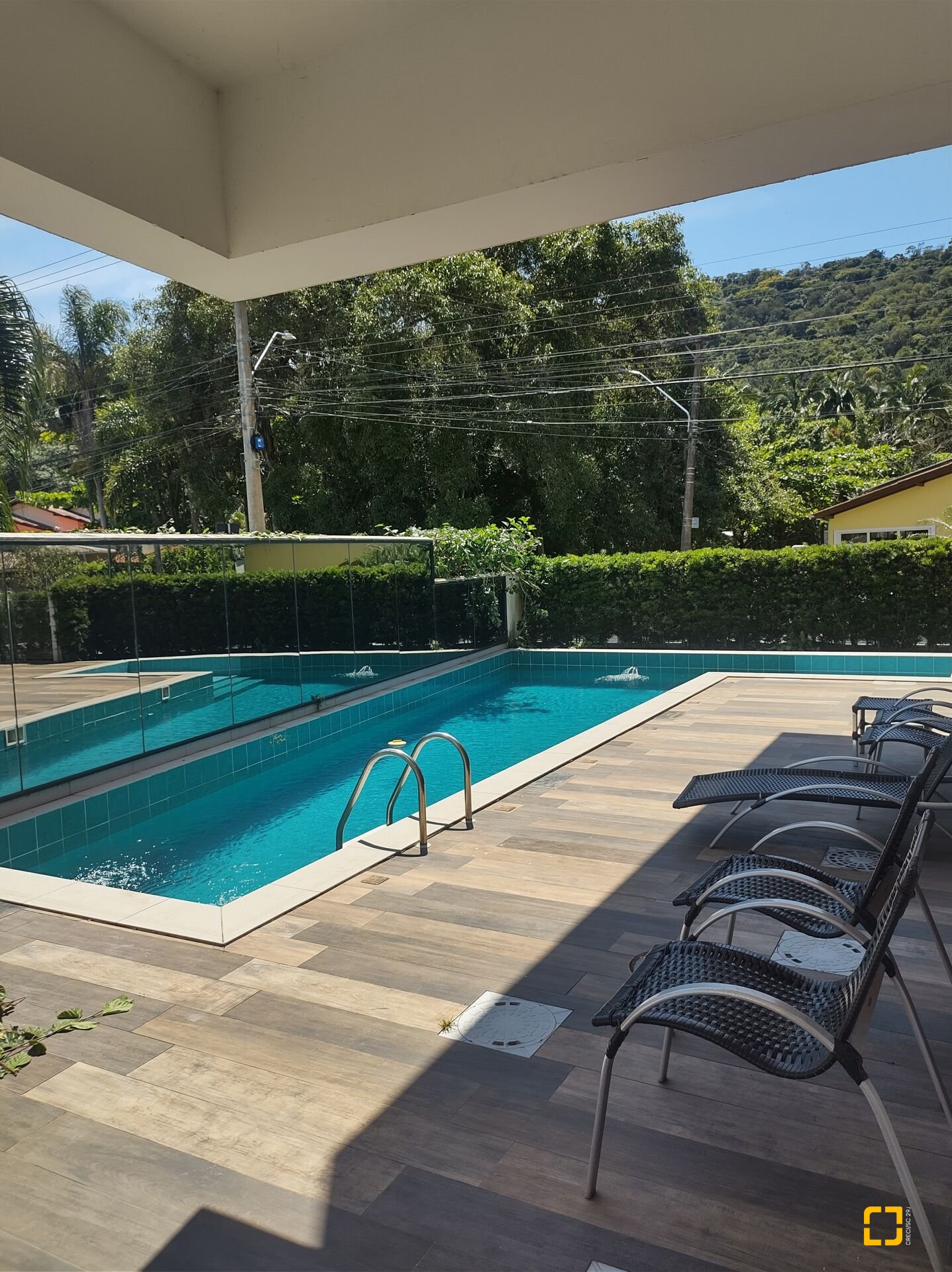 Apartamento com 86m², 6 quartos (sendo 3 suítes), 1 garagem, no bairro Jurerê em Florianópolis