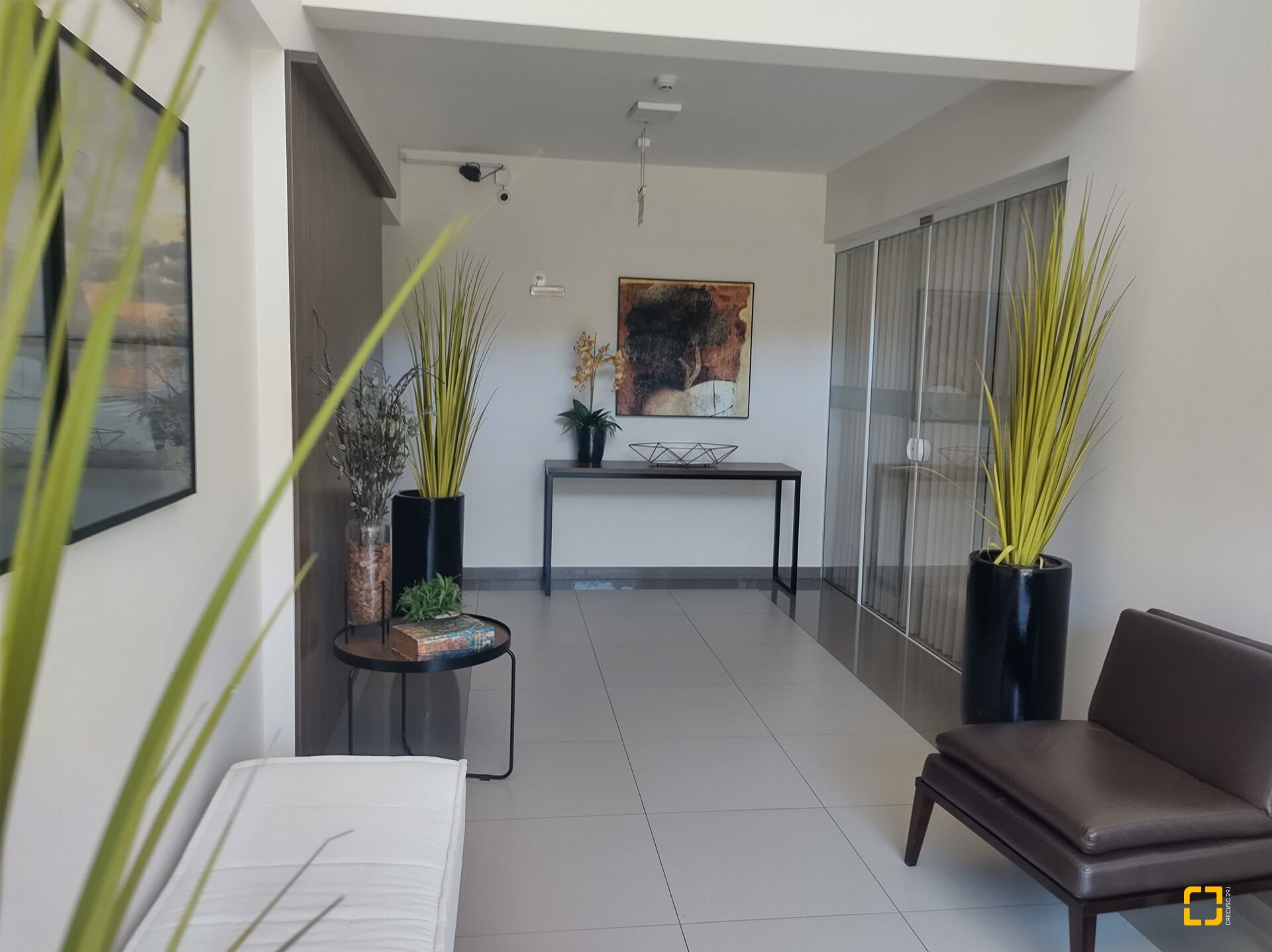 Apartamento com 86m², 6 quartos (sendo 3 suítes), 1 garagem, no bairro Jurerê em Florianópolis