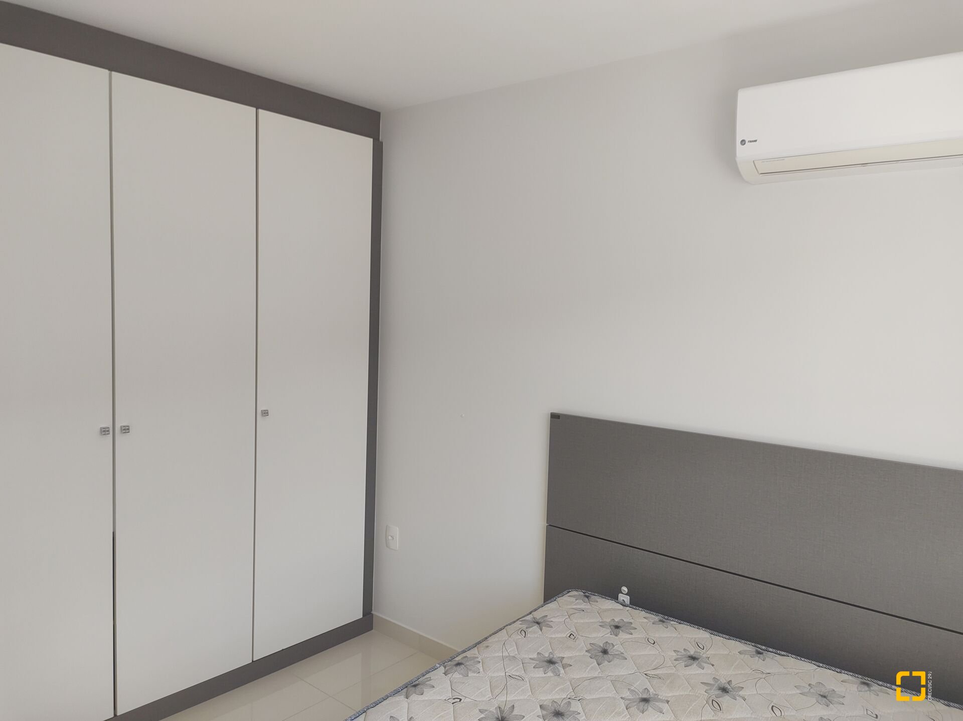 Apartamento com 86m², 6 quartos (sendo 3 suítes), 1 garagem, no bairro Jurerê em Florianópolis