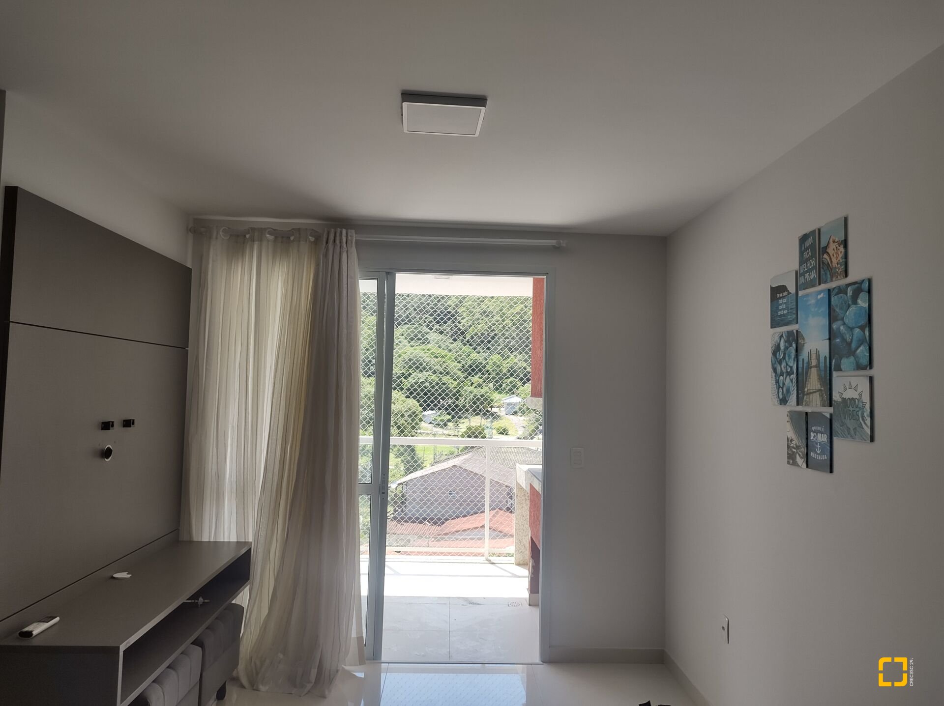 Apartamento com 86m², 6 quartos (sendo 3 suítes), 1 garagem, no bairro Jurerê em Florianópolis