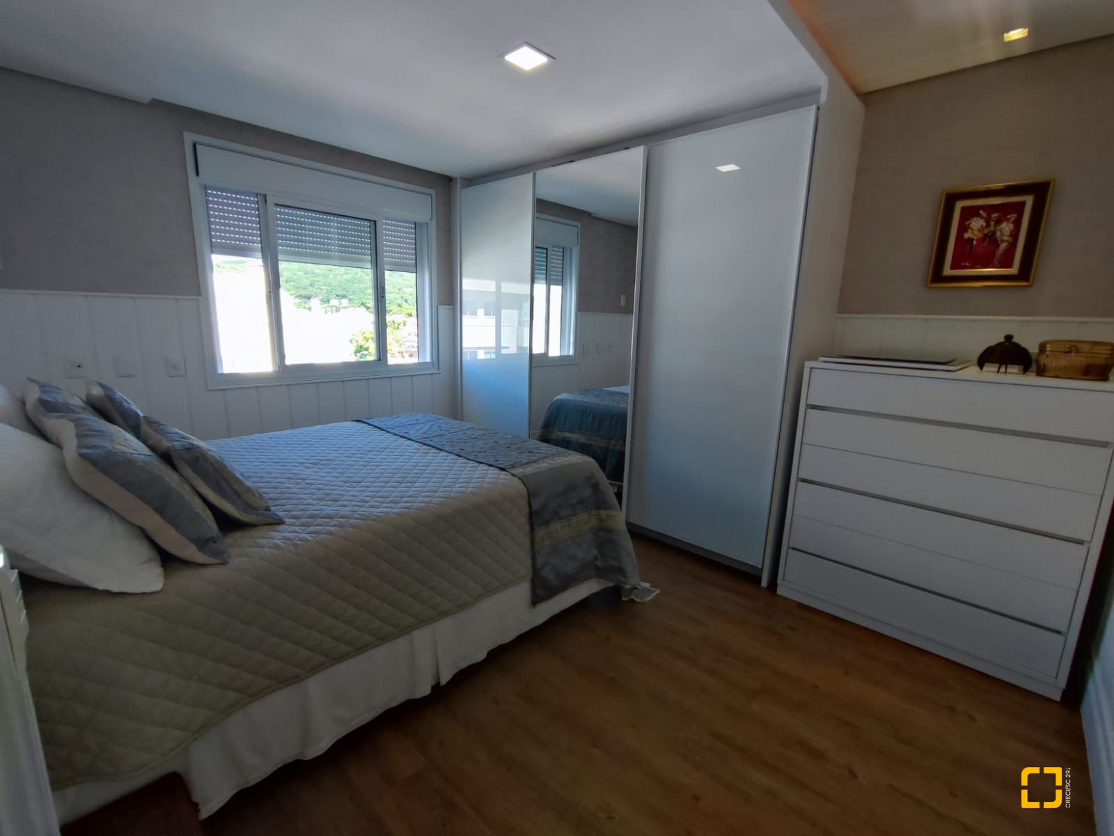 Cobertura com 224m², 3 quartos (sendo 3 suítes), 2 garagens, no bairro Jurerê Internacional em Florianópolis