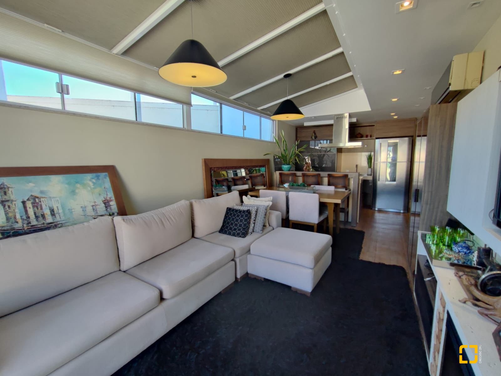Cobertura com 224m², 3 quartos (sendo 3 suítes), 2 garagens, no bairro Jurerê Internacional em Florianópolis