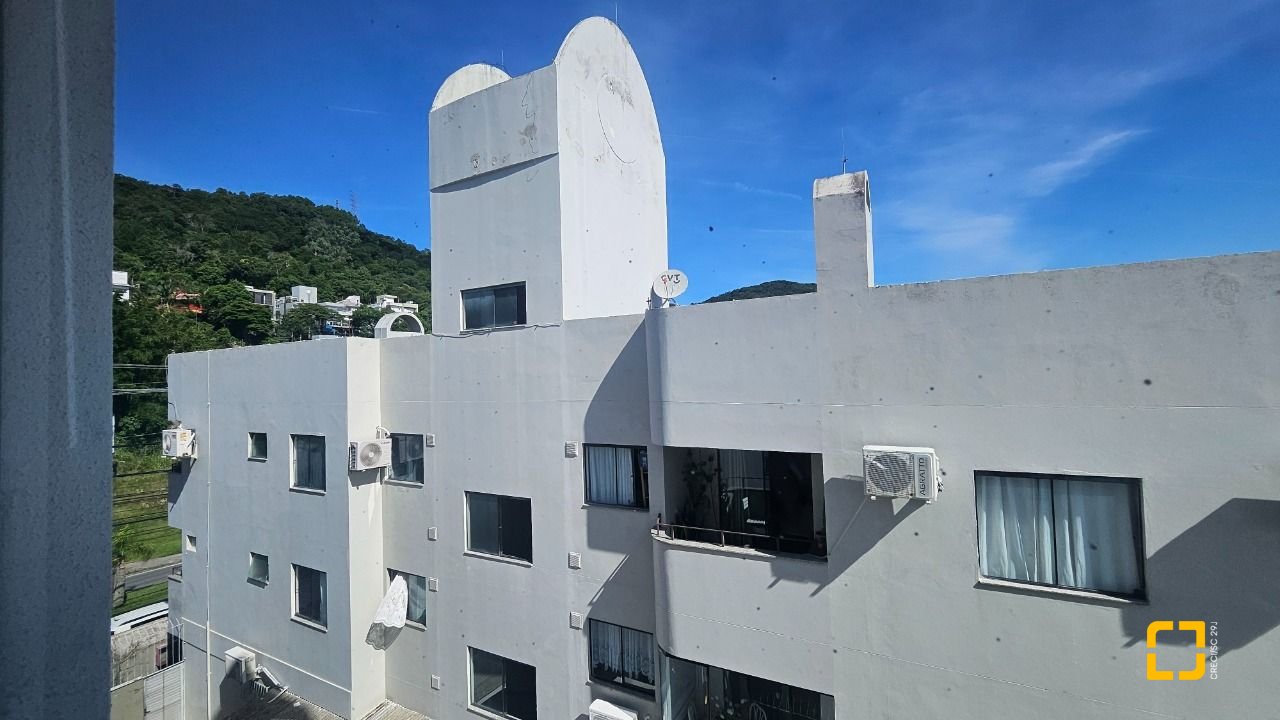 Sala com 41m², no bairro Córrego Grande em Florianópolis