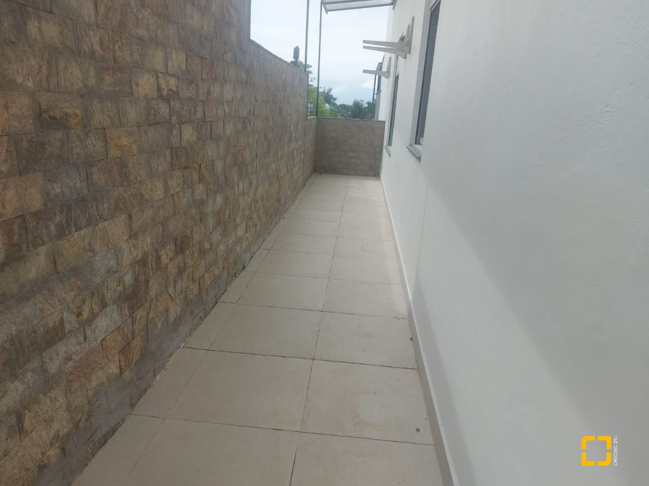 Casa com 250m², 8 quartos (sendo 4 suítes), 3 garagens, no bairro Centro em Florianópolis