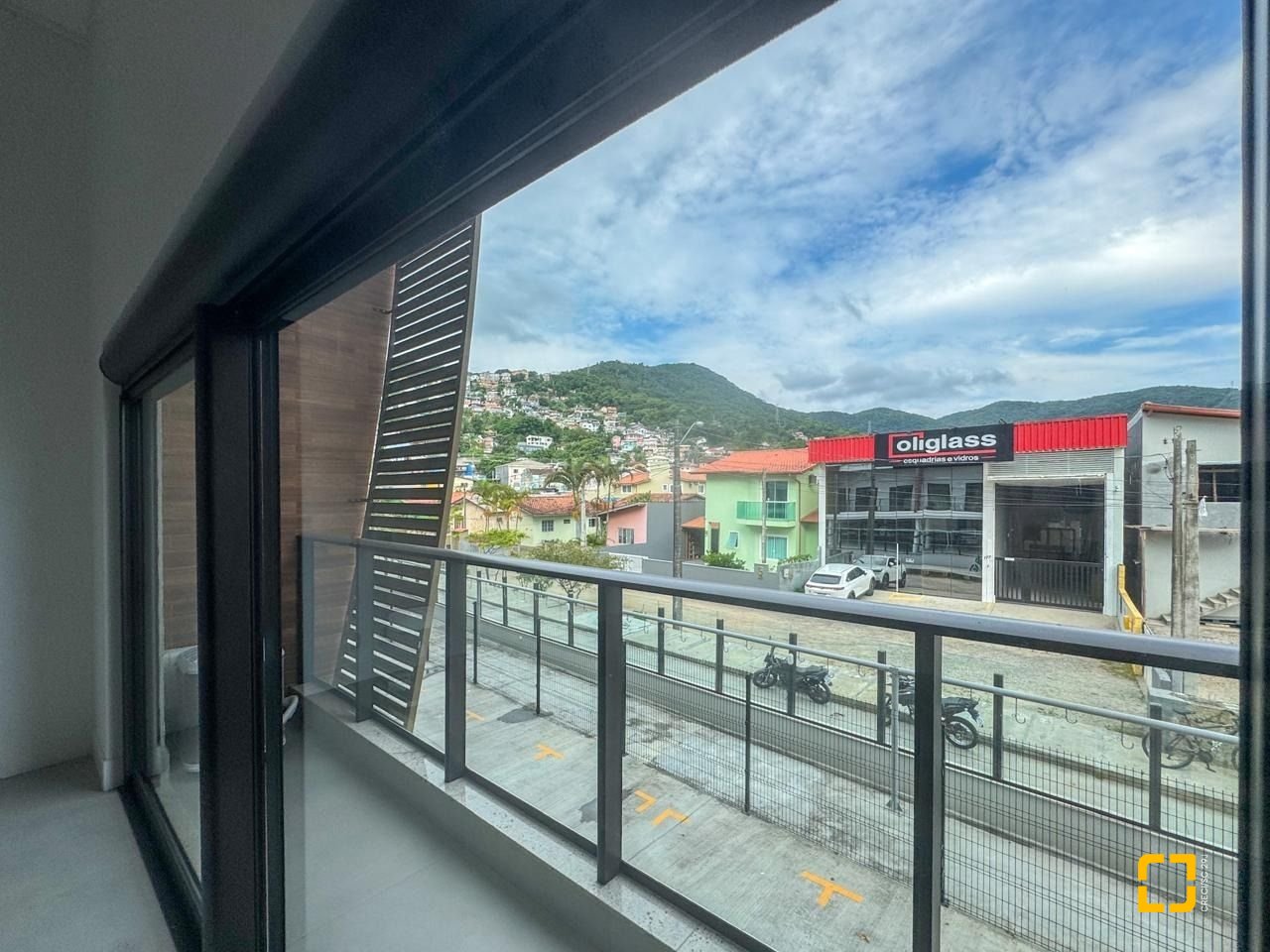 Studio com 54m², 1 quarto, 1 garagem, no bairro Monte Verde em Florianópolis