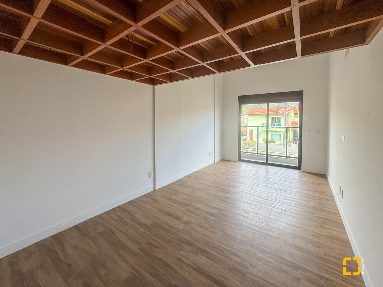 Loft com 81m², 1 quarto, 1 garagem, no bairro Monte Verde em Florianópolis