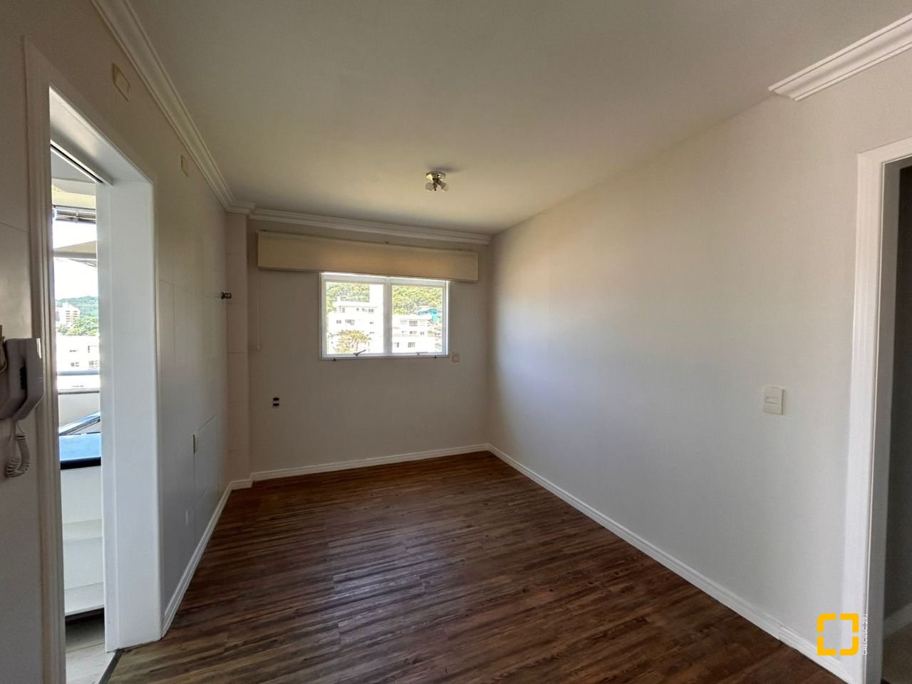 Cobertura com 263m², 4 quartos (sendo 2 suítes), 2 garagens, no bairro Córrego Grande em Florianópolis