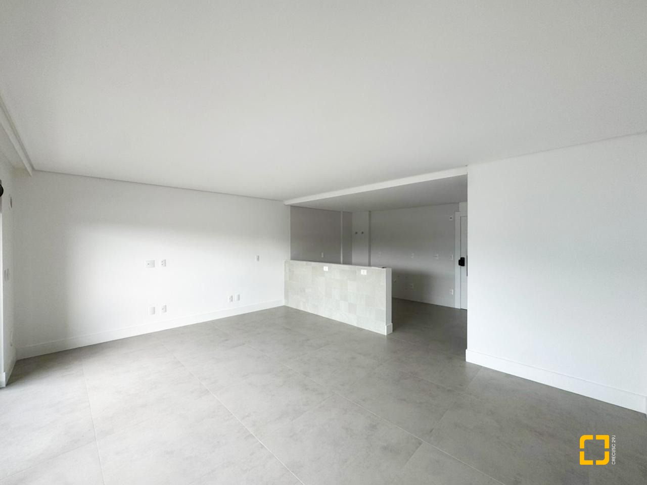 Studio com 49m², 1 quarto, 1 garagem, no bairro Monte Verde em Florianópolis