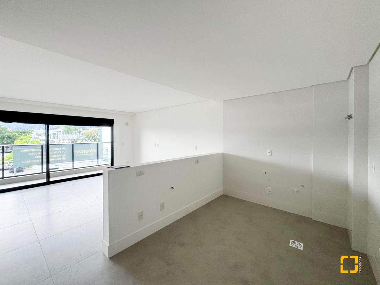 Studio com 49m², 1 quarto, 1 garagem, no bairro Monte Verde em Florianópolis