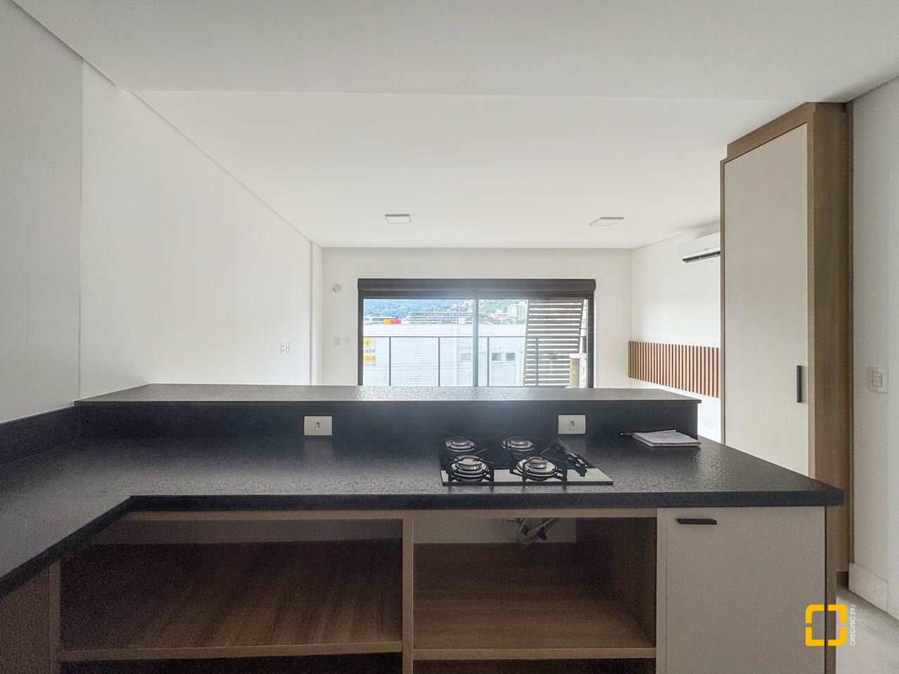 Studio com 46m², 1 quarto, 1 garagem, no bairro Monte Verde em Florianópolis