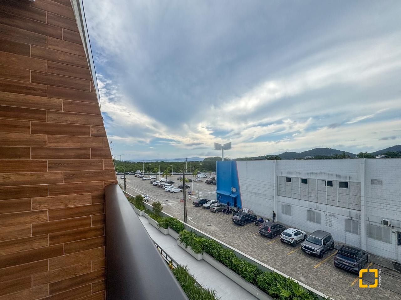 Studio com 46m², 1 quarto, 1 garagem, no bairro Monte Verde em Florianópolis