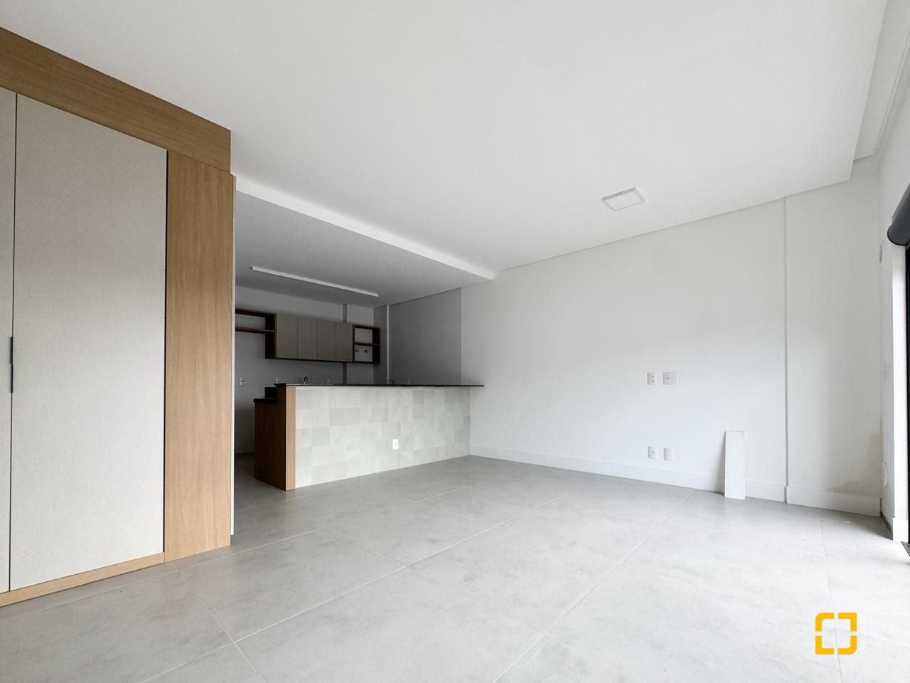 Studio com 44m², 1 quarto, 1 garagem, no bairro Monte Verde em Florianópolis