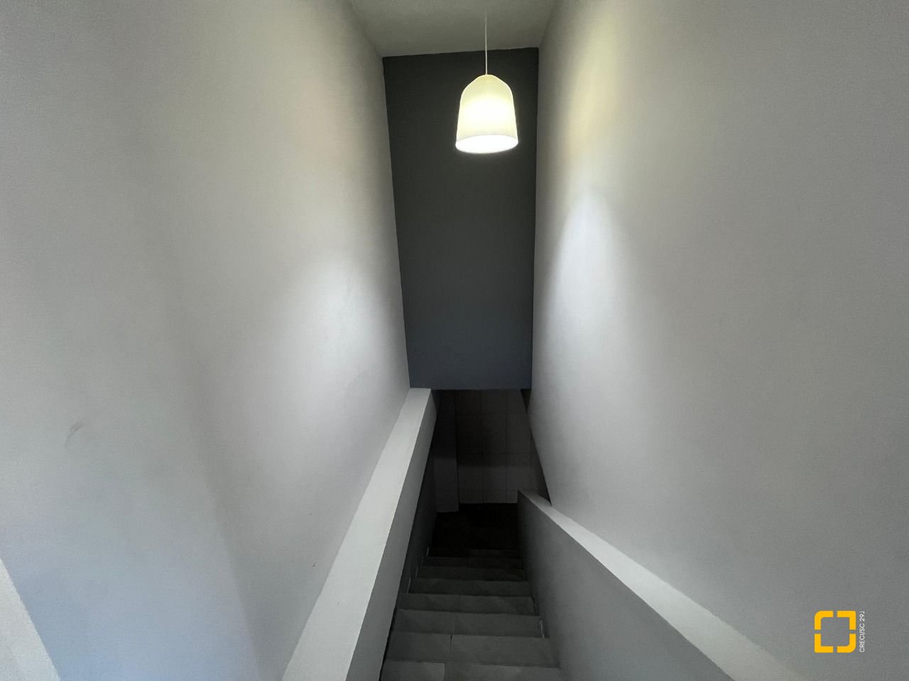 Casa com 220m², 5 garagens, no bairro Abraão em Florianópolis