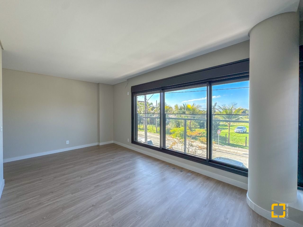 Apartamento com 148m², 6 quartos (sendo 3 suítes), 2 garagens, no bairro Jurerê em Florianópolis