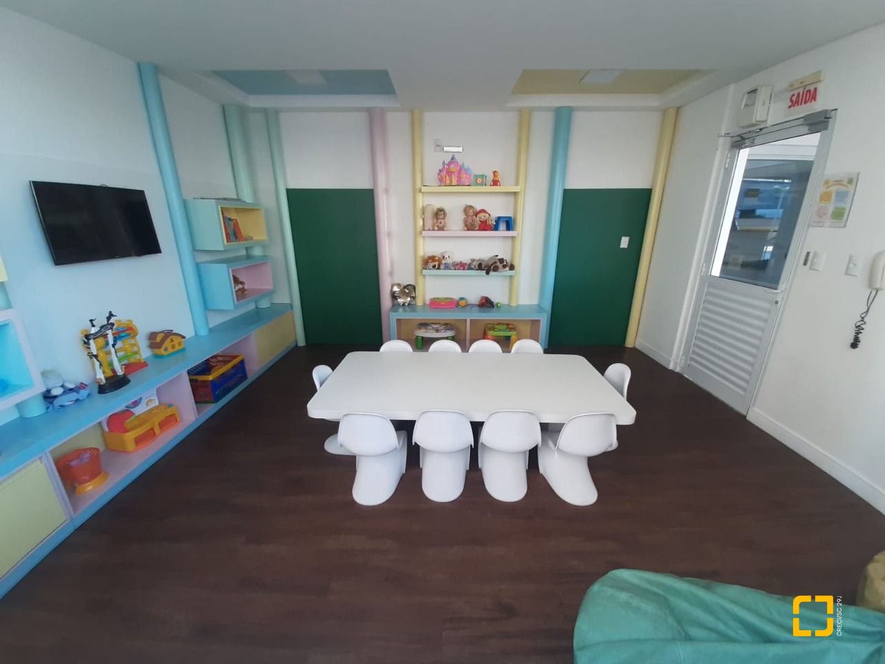 Apartamento com 105m², 2 quartos, 1 garagem, no bairro Barreiros em São José